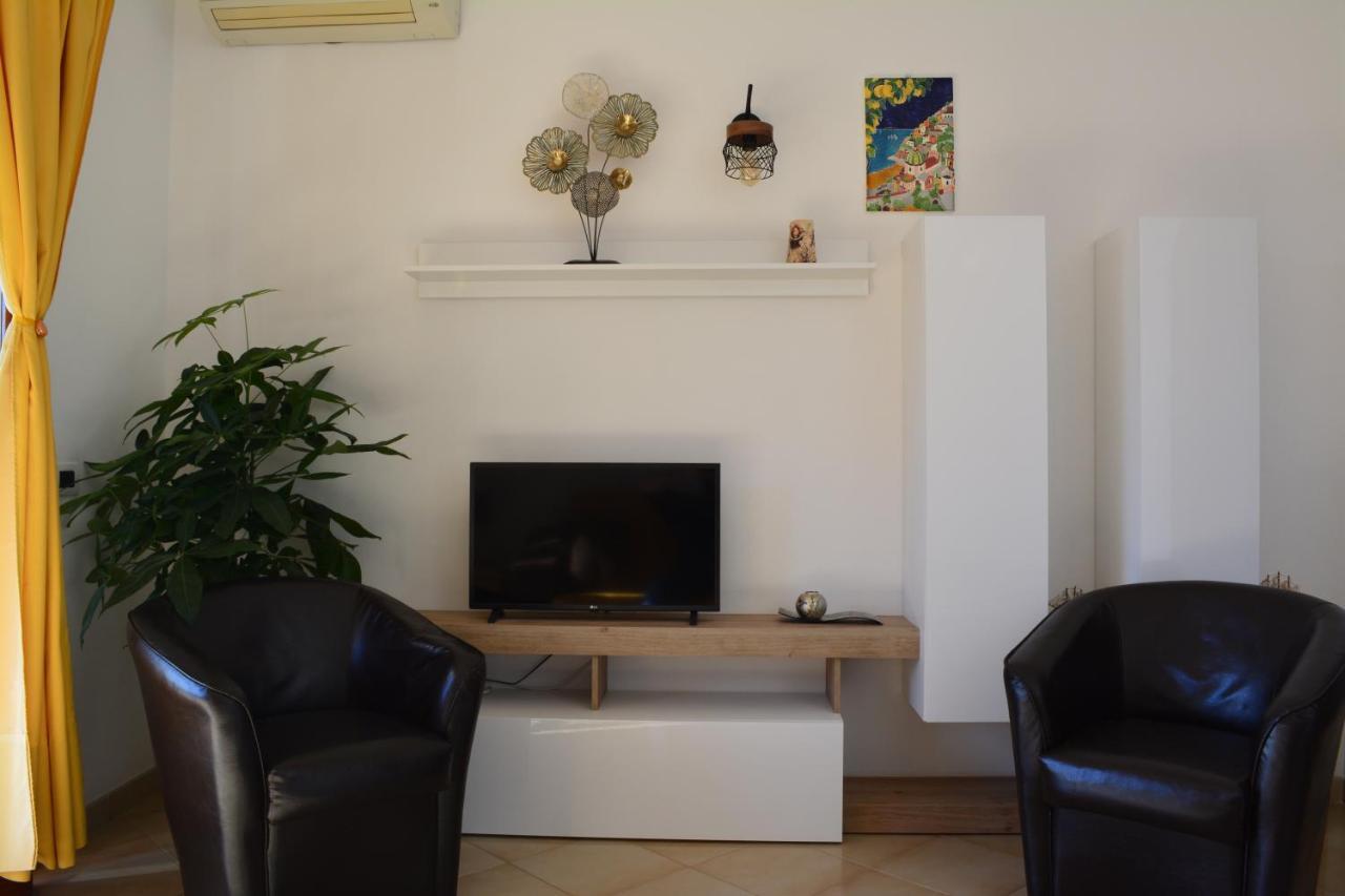 Casa Rossia Breathtaking Sea View Apartment In بوسيتانو المظهر الخارجي الصورة